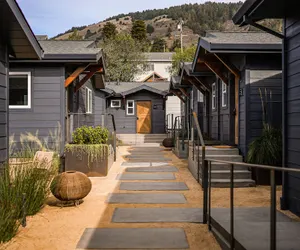 Photo 2 - Surf Lodge