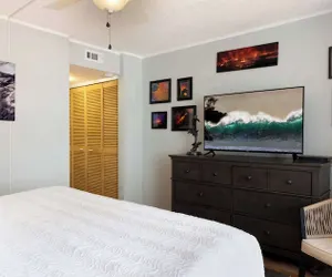 Photo 4 - Steps From Magic Sands Pool, Wi-fi & Attractions