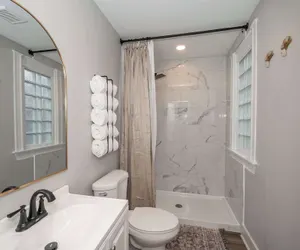Photo 2 - Luxe Spot 2