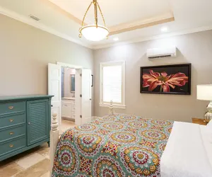 Photo 4 - Knickerbocker Suite 03 22
