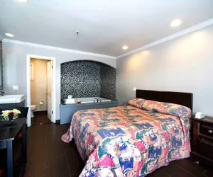 Photo 3 - Post Road Inn Motel