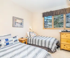 Photo 5 - Aspen Ridge 2 3 Bedroom Townhouse by Alpine Lodging Telluride