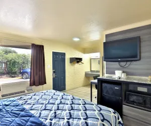 Photo 4 - Americas Best Value Inn San Antonio Airport South