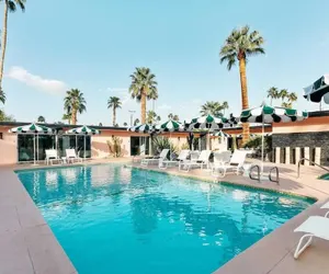 Photo 4 - The Marley Hotel by AvantStay | 20 OCC Full Hotel Buyout in Palm Springs w/ Pool & Hot Tub!