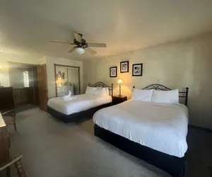 Photo 4 - Two bedroom, two bath, log-sided, luxury Harbor North cottage overlooking Lake Ouachita. by RedAwning