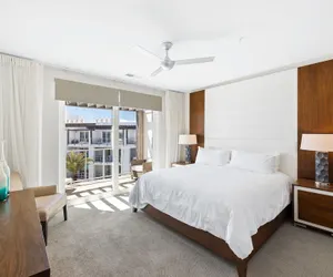 Photo 3 - The Pointe 344 2 Bedroom Condo by RedAwning