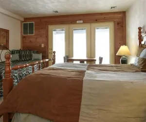 Photo 4 - Seven Springs Stoneridge 3 Bedroom Standard Condo - Ski-In/Out, Pet Friendly! by RedAwning - Save 10% on 3 Nights, 15% on 5 Nights!