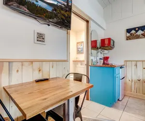 Photo 2 - Tahoe Mountain inn