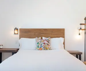 Photo 5 - Of Wine & Gods - Hot Tub, Bbq And Fire Pit! 3 Bedroom Home by RedAwning