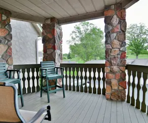 Photo 2 - Unit 207 2 Bdrm/ 2 Ba 2 Bedroom Condo by RedAwning