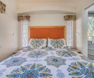 Photo 4 - Strawhouse Resorts