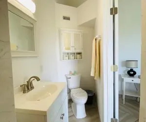 Photo 5 - Room 04 - Lake Sumner