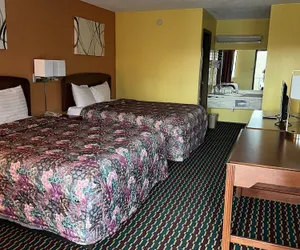 Photo 4 - Lebanon Inn Motel