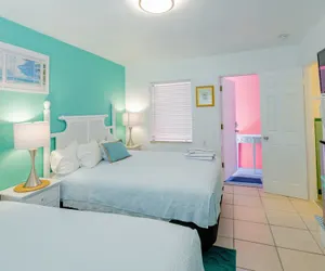 Photo 4 - Cabanas of Treasure Island