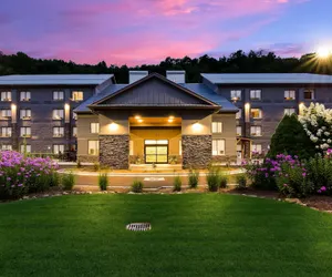 Photo 2 - Graystone Lodge, an Ascend Collection Hotel