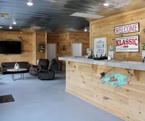 Photo 2 - The Klassic Inn