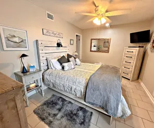 Photo 3 - Island Sunrise 165 2 Bedroom Condo by RedAwning