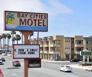 Photo 2 - Baycities Motel