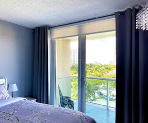 Photo 4 - Sunny Isles Beach