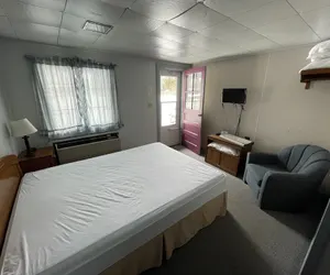 Photo 5 - Autrain Motel