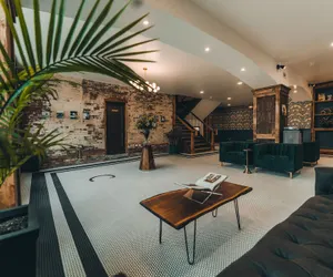 Photo 3 - The Chandler Hotel