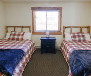 Photo 3 - Beautiful Grand Lake Mountain Lodge