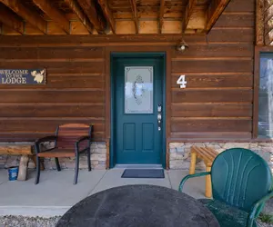 Photo 2 - Cozy Grand Lake Mountain View Lodge
