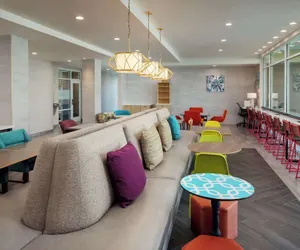 Photo 4 - Home2 Suites by Hilton San Jose South