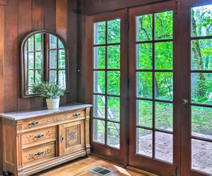Photo 4 - Peaceful + Elegant Cottage w/ Riverside View