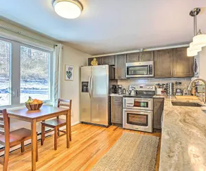 Photo 5 - Peaceful Home w/ Deck: Family + Pet Friendly!