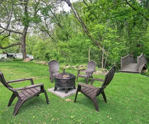 Photo 4 - Pet-friendly Lakeview Cabin w/ Hot Tub!