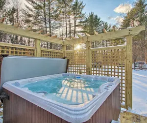 Photo 2 - Spacious Mtn Home w/ Hot Tub & Loft, Walk to Town!