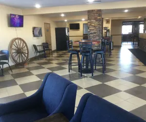 Photo 3 - Affordable Inns