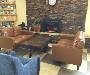Photo 4 - Affordable Inns