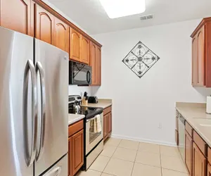 Photo 4 - 4814 Cayview Avenue #406