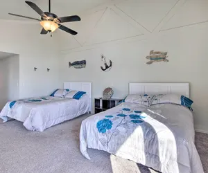 Photo 2 - Osage Beach Vacation Rental w/ Pool Access