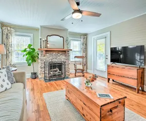 Photo 3 - Farmhouse Cottage on 10 Acres: Trails On-site