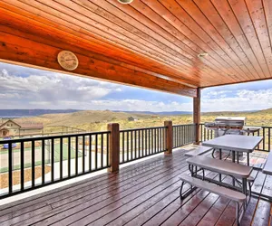 Photo 2 - Cabin w/ Beach Access, Sport Court, Hot Tub & View