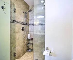 Photo 4 - Sunny Santa Ana Rental Home Near Disneyland!