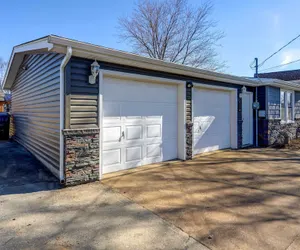 Photo 5 - Port Clinton House w/ Boat Dock on Portage River!