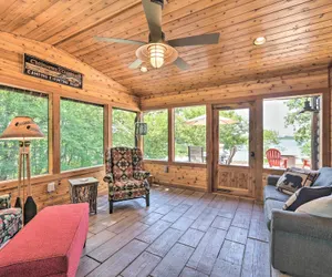 Photo 5 - Quiet Lakeside Cabin: Patio & Stunning Views!