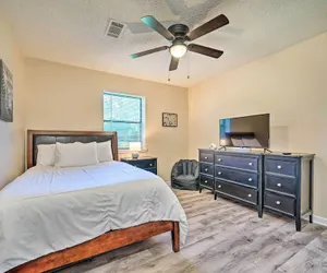 Photo 5 - Cozy Murfreesboro Home Near Local Attractions!
