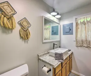 Photo 3 - Cozy Bismarck Studio Cabin w/ Private Hot Tub
