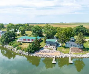Photo 2 - Updated Cabin With Hot Tub: Walk to Boat Ramp!
