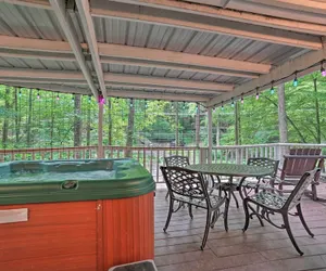 Photo 4 - A-frame Gatlinburg Cabin w/ Deck & Private Hot Tub