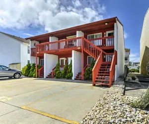 Photo 3 - 'beach Haven Condo' - Steps to Brigantine Beach!