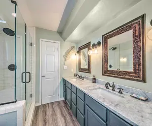Photo 5 - Unique & Modern Alto Home w/ Private Hot Tub!