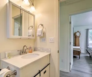 Photo 2 - Winchester Bay Apt Near Dunes & State Parks!