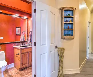 Photo 4 - Spacious Grand Junction Home w/ Mountain View
