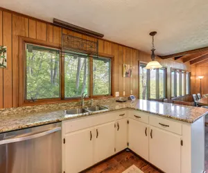 Photo 4 - Upscale Cabin W/stunning Blue Ridge Mountain Views